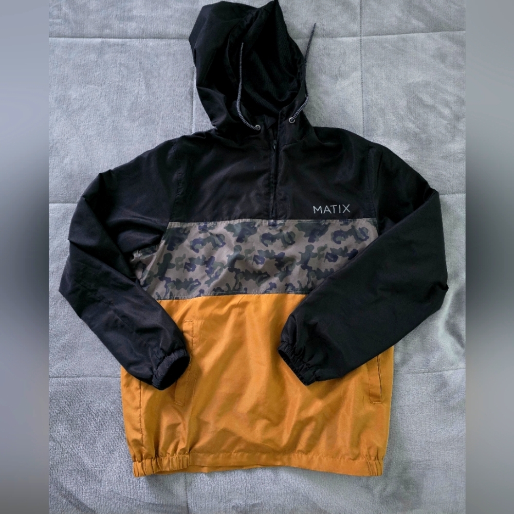 Matix Black and Tan Men's Pullover Jacket